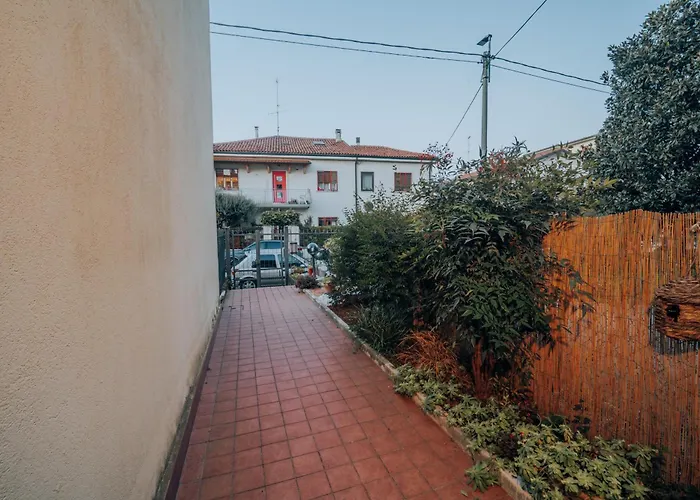 Apartmán Civico 121 *